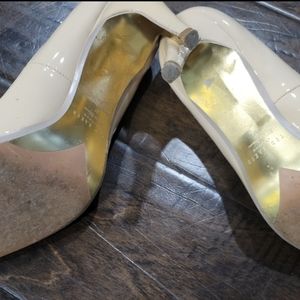 Ted Baker ivory pumps